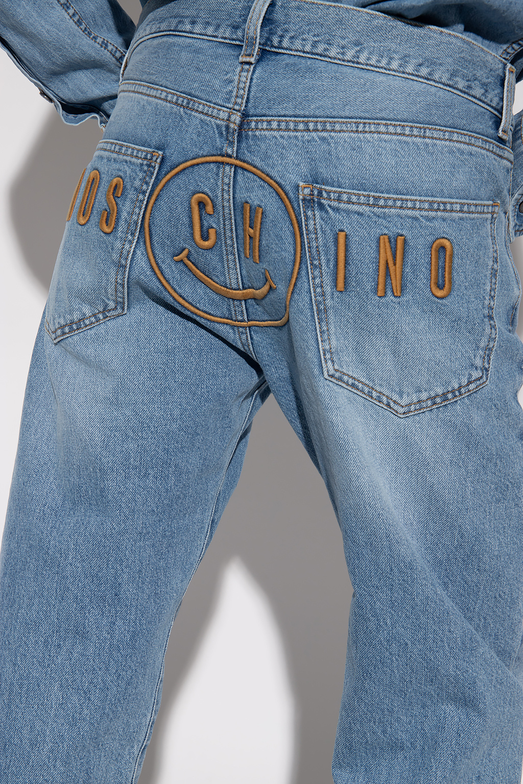【送料&関税込】Moschino Moschino X Smiley Moschino x Smiley® Originals Debut Double Smiley Line